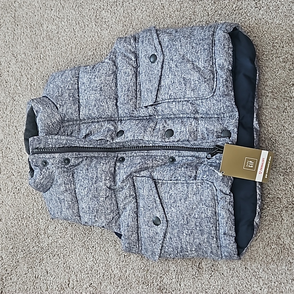 Baby Gap Size 18 to 24 Months Gray Vest